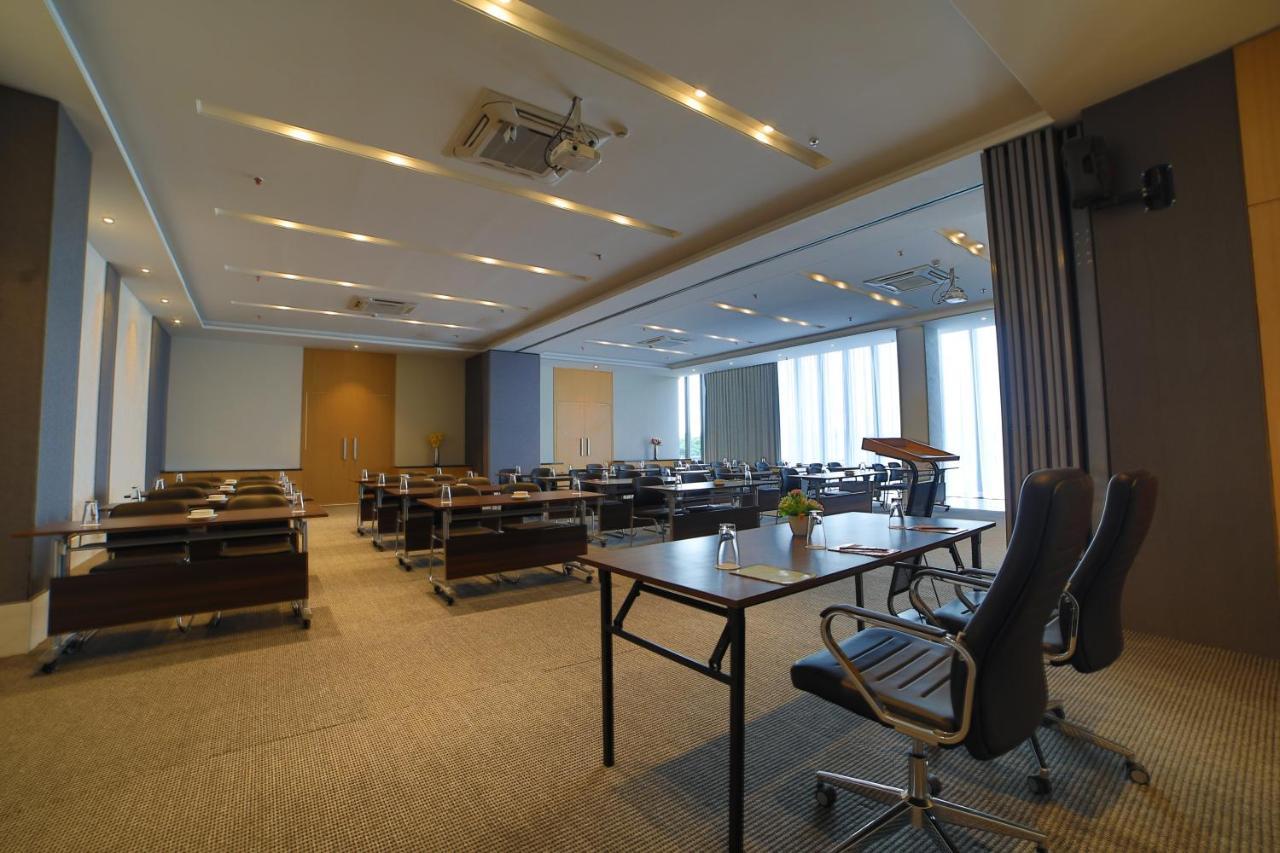 The Vern At Blvd Nashik Ngoại thất bức ảnh